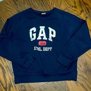 GAP Women’s Large crew neck navy white and red sweatshirt. Worn one time!
